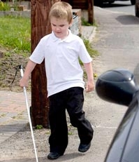 Cậu bé có thị lực của... cá heo