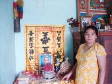 Một phụ nữ bệnh tâm thần cần được giúp đỡ !