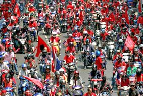 Thái Lan: Các phe phái vẫn bất đồng về lộ trình hòa giải