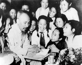 Hồ Chí Minh - Anh hùng giải phóng dân tộc, nhà văn hóa kiệt xuất Việt Nam
