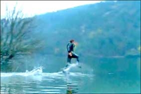 “Leo núi lỏng”