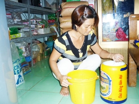 Phụ nữ Trung An với "Hũ gạo tình thương"