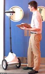 Không muốn đi họp, hãy nhờ robot