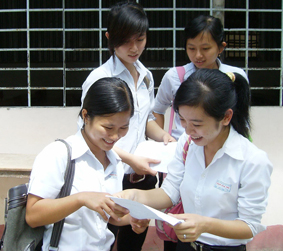 Ngày đầu tiên diễn ra an toàn, nghiêm túc, đúng qui chế