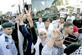 Israel tiếp tục bị thế giới lên án