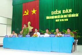 Lắng nghe dân để phục vụ dân tốt hơn