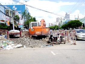 Chậm trễ, nhiều bức xúc