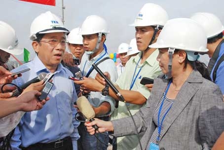 Xây dựng đội ngũ những người làm báo "vừa hồng, vừa chuyên"
