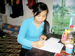 Trao tiền từ thiện