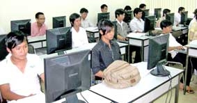 Cần vượt qua rào cản