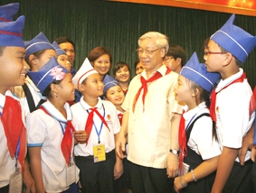 Hãy giành những gì tốt đẹp nhất cho thiếu niên, nhi đồng