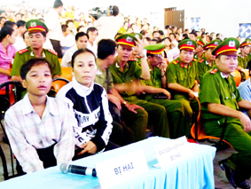 Vợ chồng Huỳnh Thanh Giang, Mã Ngọc Thơm mỗi người lãnh án 23 năm tù