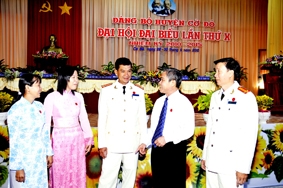 Khai thác tốt tiềm năng, thế mạnh của huyện và các nguồn lực bên ngoài đầu tư cho sự phát trển cả địa phương