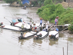 Gỡ khó cho người làm muối