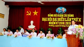 Tập trung thảo luận, xác định các nhiệm trọng tâm, tiếp tục đưa quận phát triển nhanh và bền vững