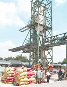 Còn gặp nhiều khó khăn