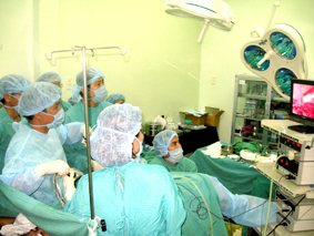 Cắt ruột thừa bị viêm qua 1 lỗ trocar rốn