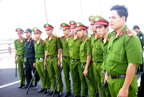 Phòng Cảnh sát bảo vệ và cơ động công an TP Cần Thơ <br> Phát huy truyền thống anh hùng, hết lòng phụng sự tổ quốc, phục vụ nhân dân