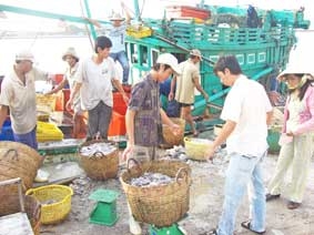 Để phát triển thủy sản thành ngành kinh tế mũi nhọn