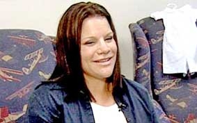 Song thai khác tử cung