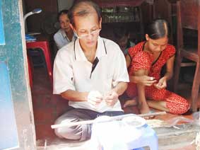 Sáng ngời truyền thống, tha thiết nghĩa tình...