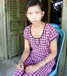 Nỗi bất hạnh của cô gái mồ côi