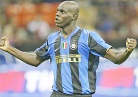 Manchester City đầu tư "canh bạc" Mario Balotelli