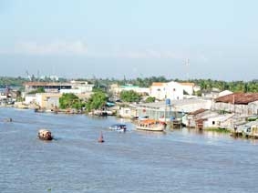 Vì sao thi công chậm?