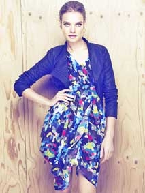 Natalia Vodianova :<br>
<i>Sắc đẹp đồng hành với trái tim nhân hậu</i>