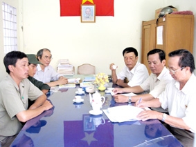 Công khai,  dân chủ, hợp lòng dân
