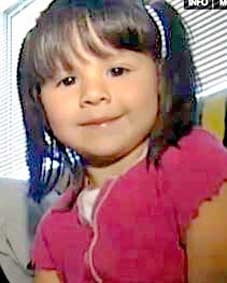 Bé 3 tuổi cứu cha!