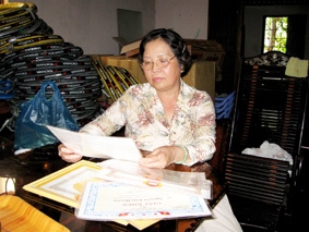 Bà Sáu từ thiện