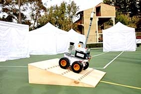 Úc phát triển robot 
phục vụ quốc phòng