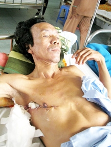 Hãy giúp ông Ngoan trị bệnh!