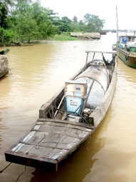 Lo ngại "bà hỏa" trên sông