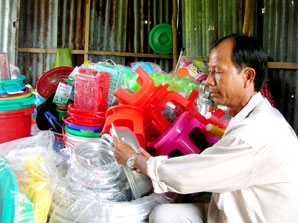 Gia đình anh Nguyễn Giang Chính vươn lên từ gian khó
