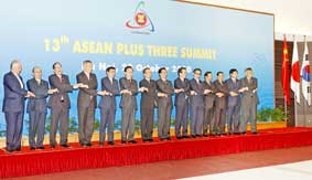 Tạo dựng sự liên kết kinh tế chặt chẽ hơn ở khu vực