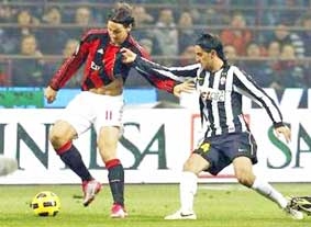 Kẻ "xuống dốc" gặp người "lên hương"