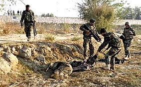 Taliban tấn công một sân bay lớn 
của Afghanistan