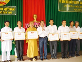 Đoàn kết toàn dân xây dựng thành phố phát triển