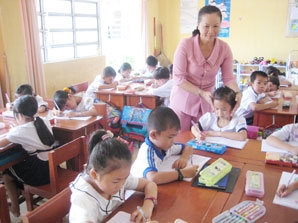 Hai tấm gương tận tụy với nghề