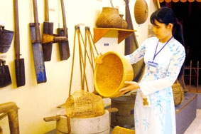 Đánh thức hồn di sản phi vật thể