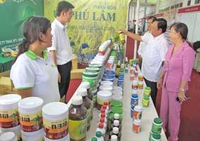 Đồng hành cùng doanh nghiệp và nông dân