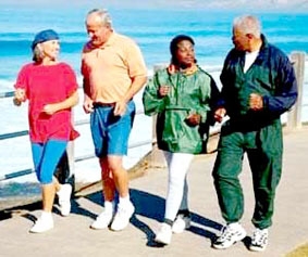 Đi bộ  ngừa được nhiều bệnh mà không tốn tiền