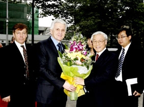 Chủ tịch Quốc hội Nguyễn Phú Trọng đón, hội đàm với Chủ tịch Quốc hội Ukraina Lytvyn Volodymyr