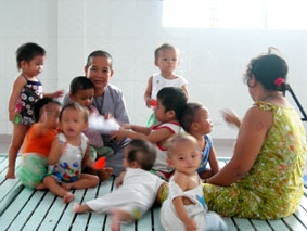 Chung tay chăm lo cho trẻ em bất hạnh