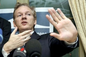 Kết thúc phiên xét xử đầu tiên nhà sáng lập WikiLeaks