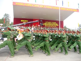 Kỷ niệm 65 năm ngày thành lập lực lượng vũ trang Quân khu 9