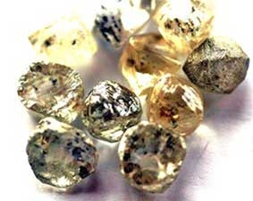 Mắt nhân tạo bằng kim cương