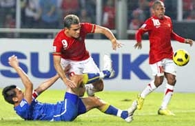 Đội chủ nhà hừng hực khí thế